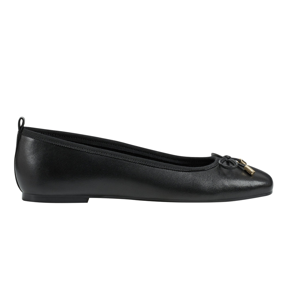 Ubet Slip-on Casual Flat - Black