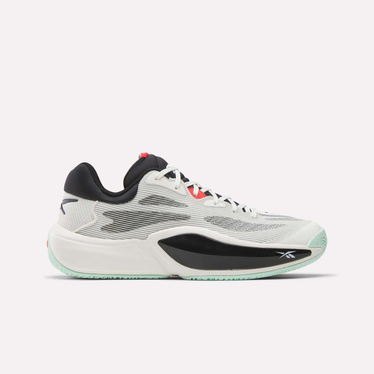 Reebok Men Engine A 26 Basketball Shoes