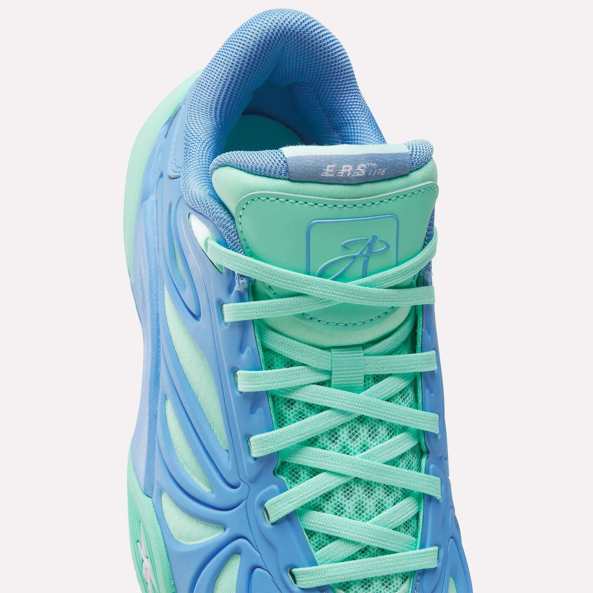 Reebok Women Angel Reese 1 Shoes (Big Kids)