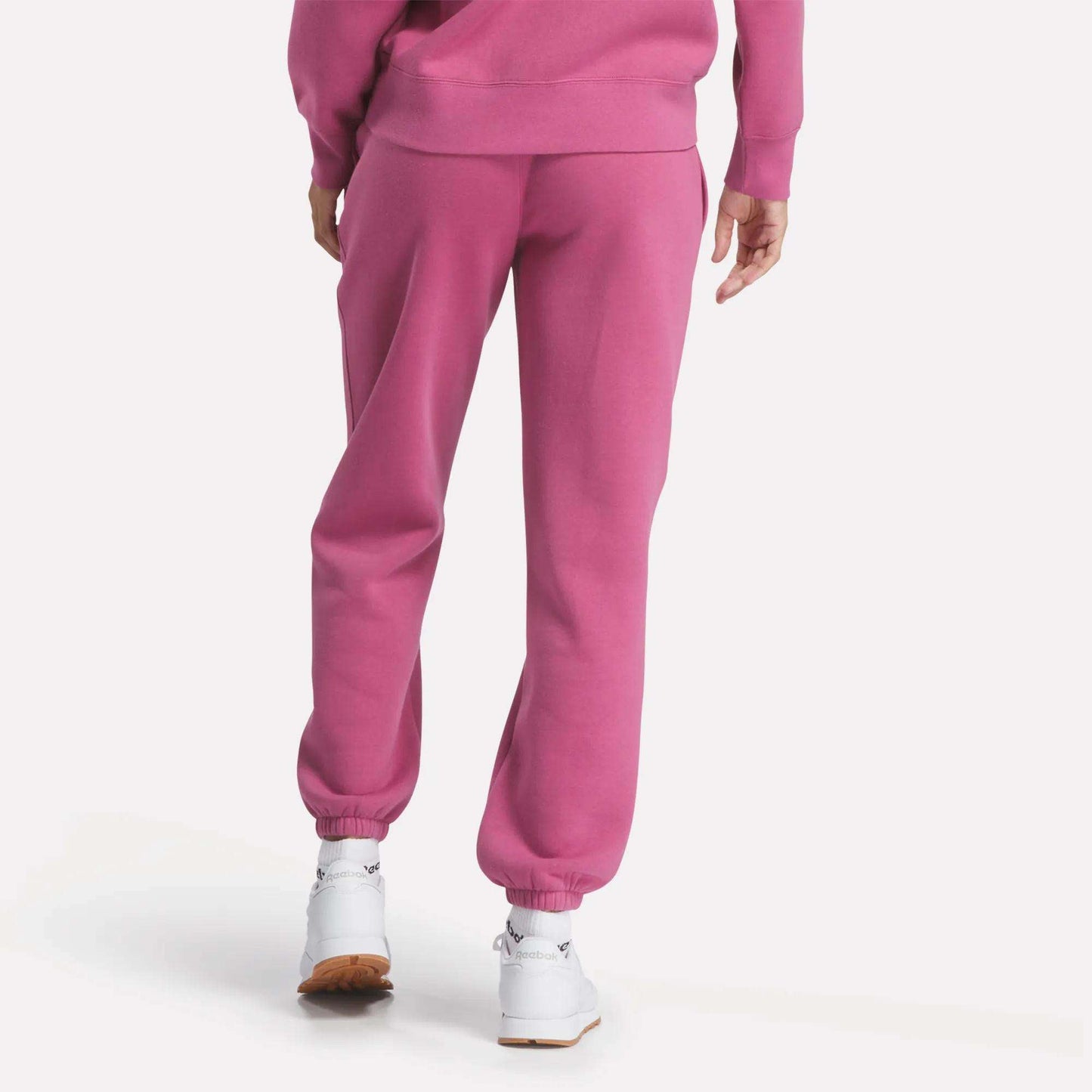 Reebok Women Medium Vector Sweatpants