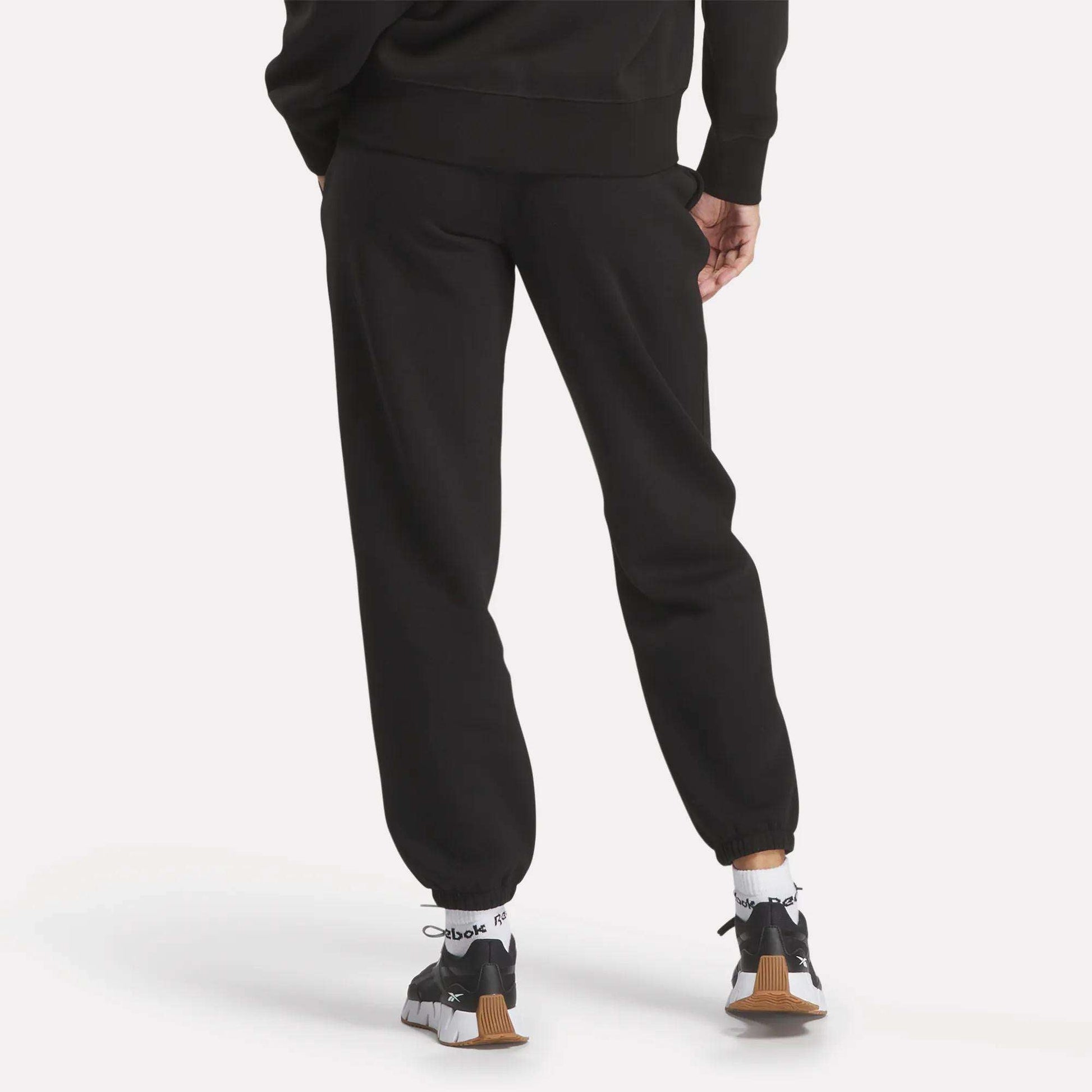 Reebok Women Medium Vector Sweatpants