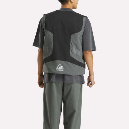 Reebok Women Reebok x MARKET Reversible Vest