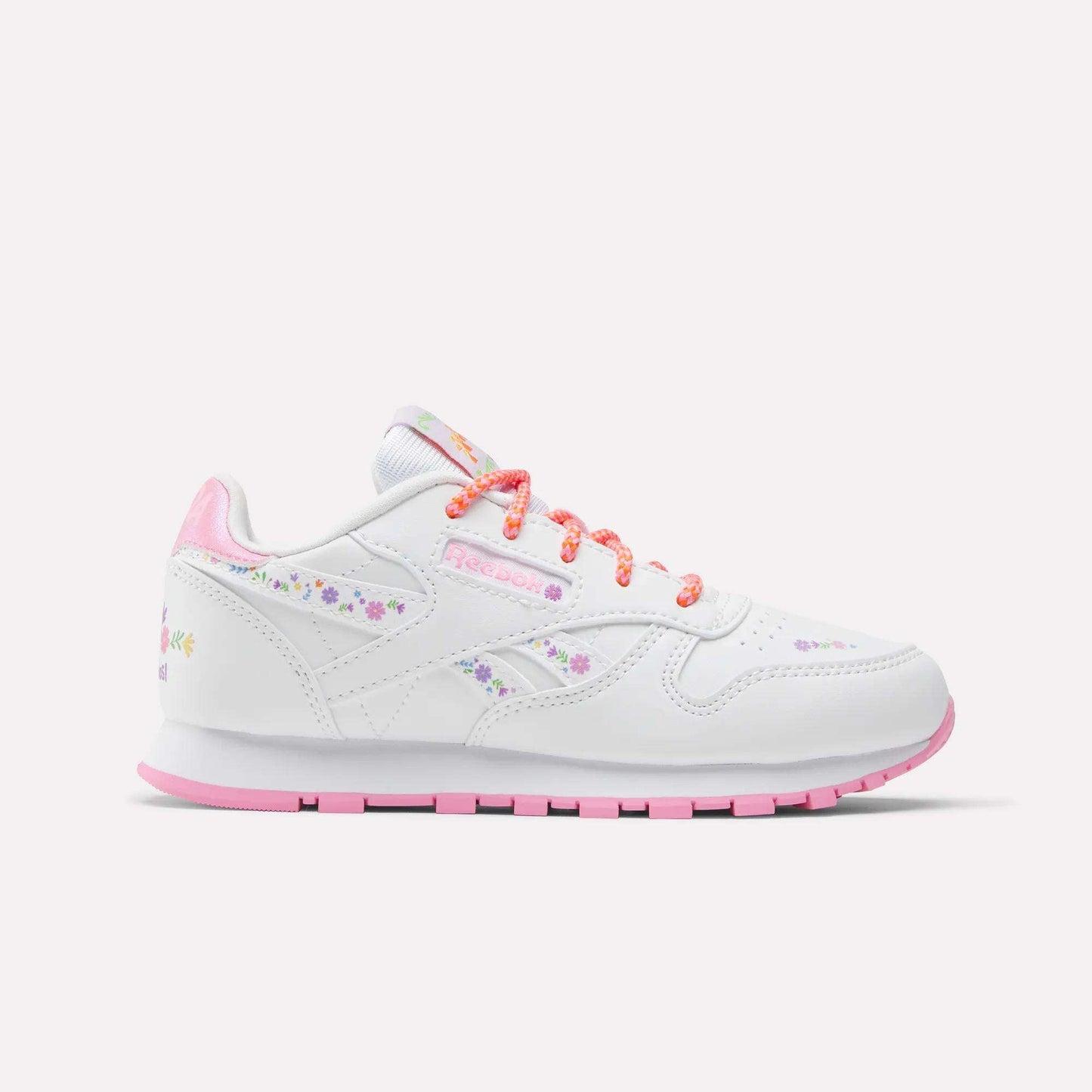 Reebok Classics Reebok x DORA Classic Leather Shoes (Little Kids)