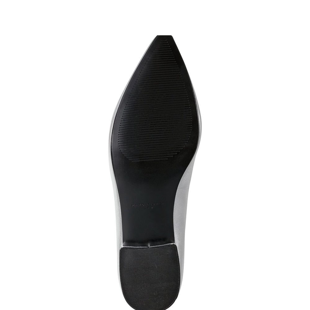 Gunner Pointed Toe Flat - Silver