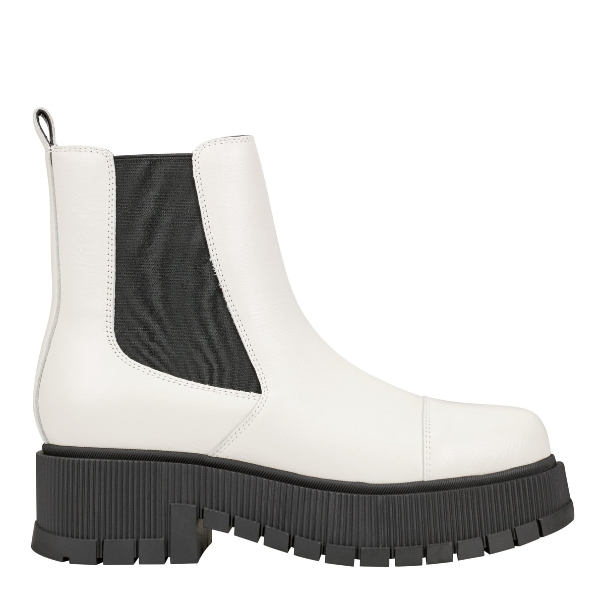 Bermida Lug Sole Bootie - Chic Cream Leather